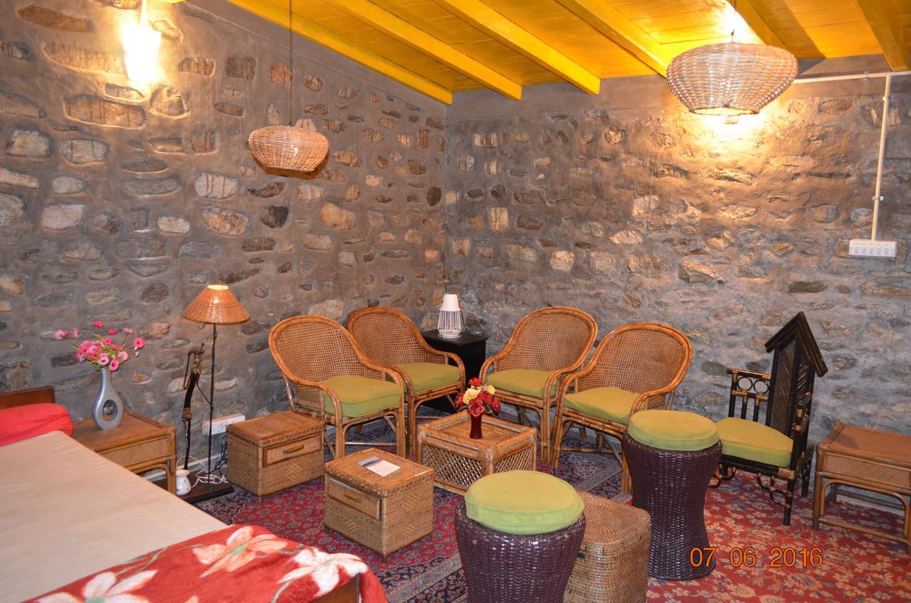 Kafal Resort Nainital Bagian luar foto