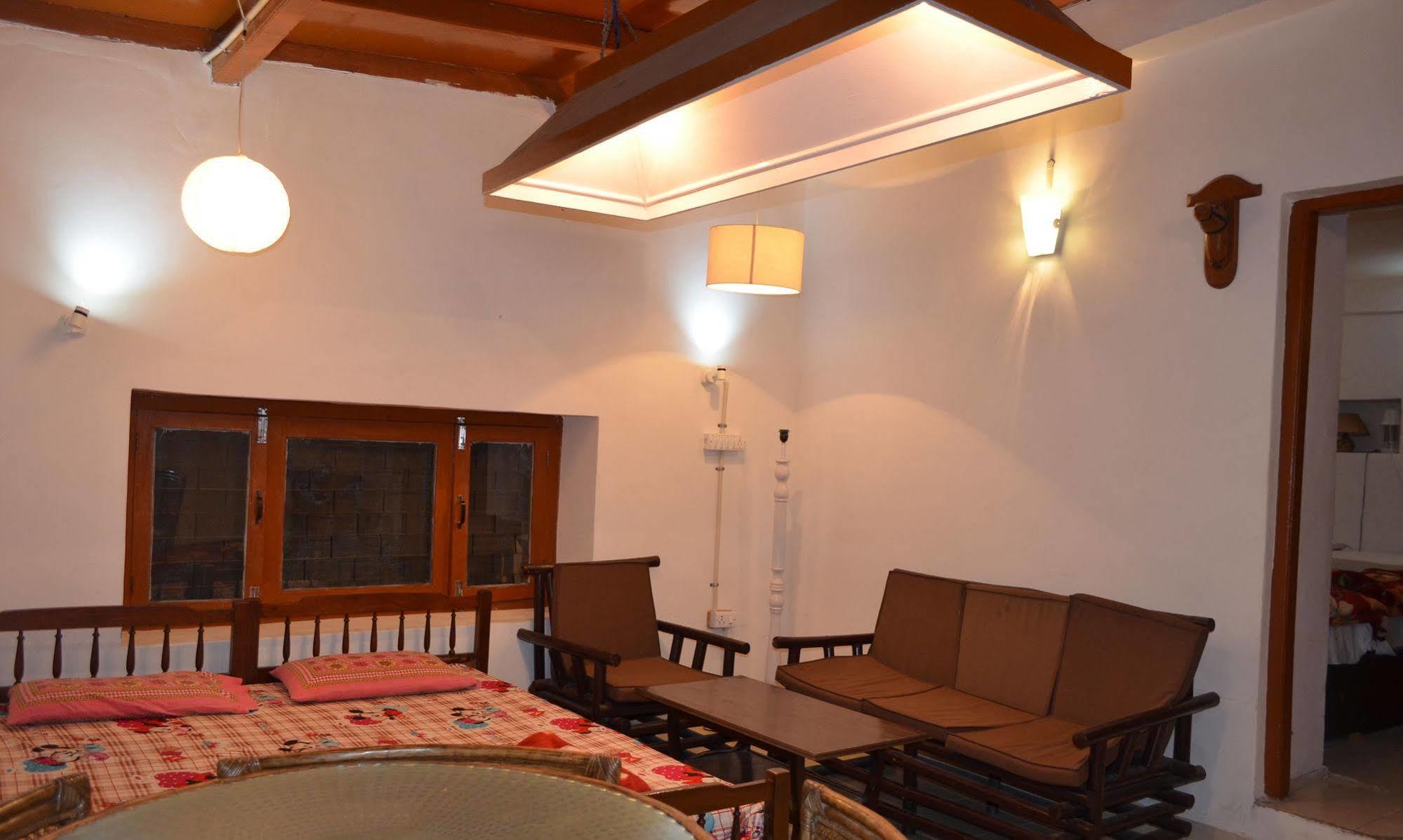Kafal Resort Nainital Bagian luar foto